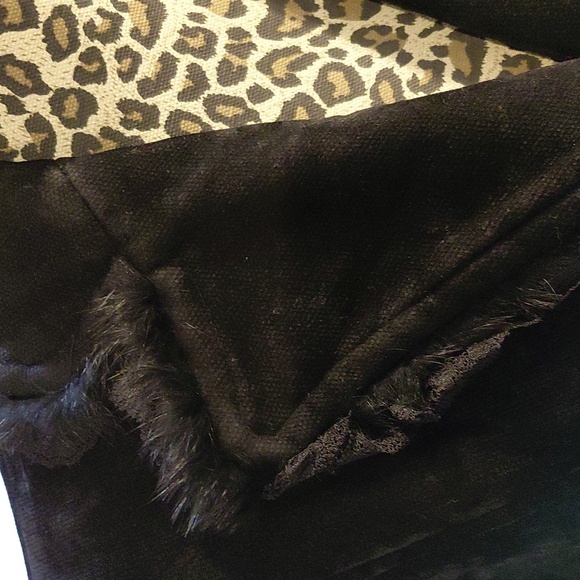 Elegant Black Women's Jacket With Real Fur - Picture 4 of 10